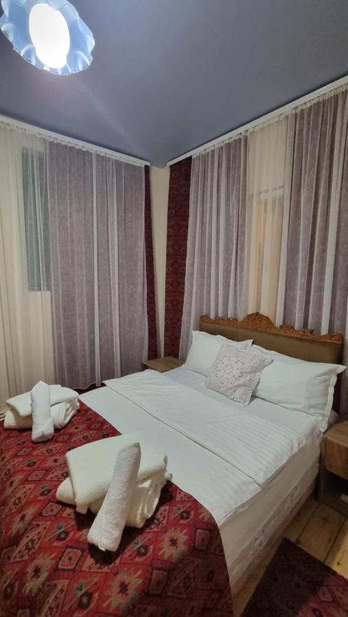 Deghceni Clubhouse Hotel ดีลีจาน ภายนอก รูปภาพ