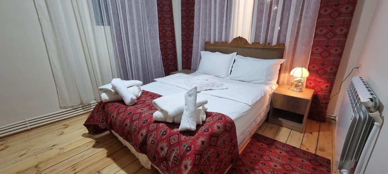 Deghceni Clubhouse Hotel ดีลีจาน ภายนอก รูปภาพ
