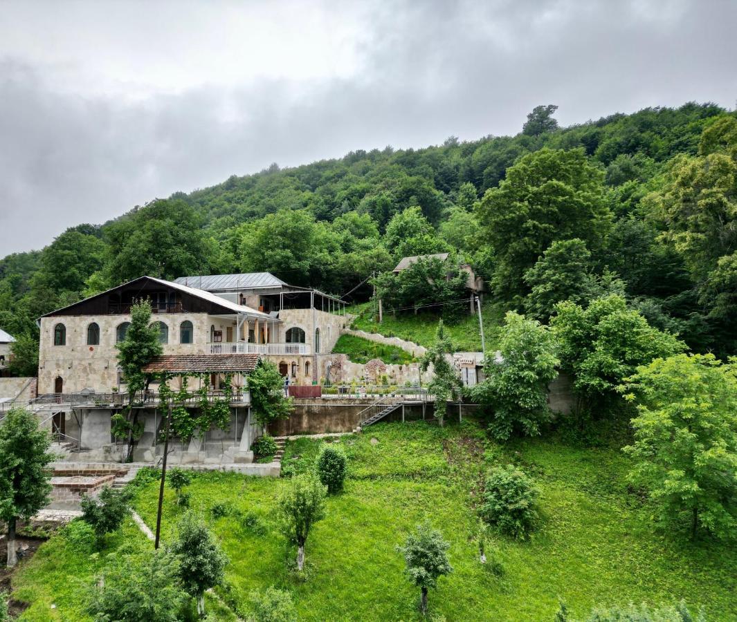 Deghceni Clubhouse Hotel ดีลีจาน ภายนอก รูปภาพ